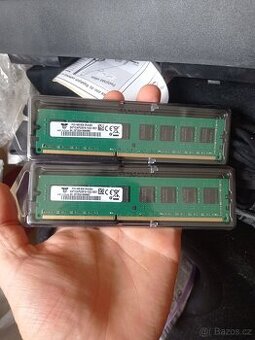 2x8gb DDR3 1600- - 1