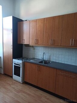 Pronájem bytu 2+1 Holešov