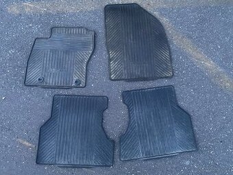 Ford Focus MK2 (2005-2011) gumové koberce originál.
