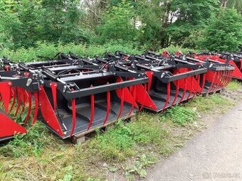 lopata s přidržovačem kované hroty