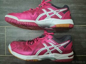 Růžové tenisky Asics vel 39, 5 , nosene ale porad hezké