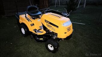 Zahradní traktůrek + příslušenství