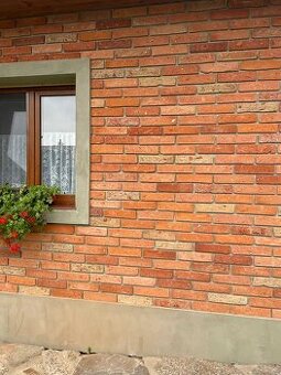 Cihlový obklad pásky z cihly