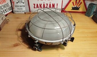 Industriální světlo