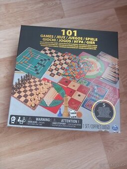 Spin Master 101 Klasických deskových her