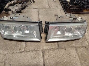 Přední světla XENONY - Škoda Octavia I