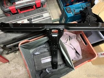 Horní čelo chladičové stěny Hyundai Elantra 2003