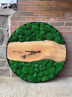 Mecho-dubové hodiny v kovové obruči