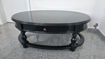 Konferenční stolek