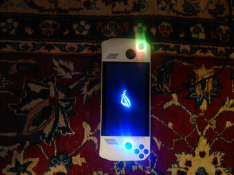 ASUS ROG Ally (AMD Z1 Extreme)