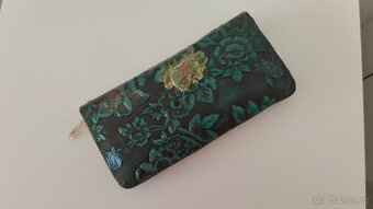 DÁMSKÁ PENĚŽENKA NOVÁ