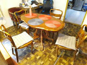 stůl a židle