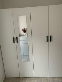 Skříň IKEA Platsa - bílá, 4 dveře