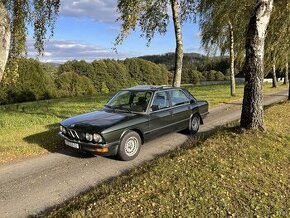 BMW 525i E28 - Airbag, ABS, palubák, šíbr