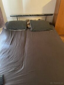 Prodám manželskou postel 140x200
