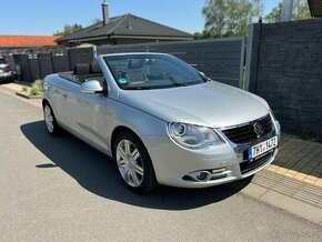 Volkswagen Eos Kabrio-Limusine 2.0FSI 110 kw r.v 2009