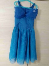 Krásné modré šaty vel. 150 - 1