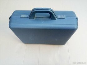 Kufr tvrdoplast pro různé využití