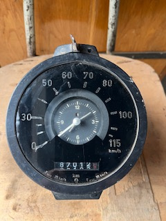 Tachometr PV3S