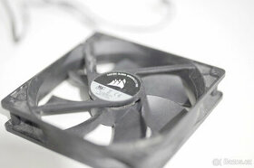 Ventilátor Corsair A1225M12S do skříně