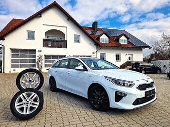 Kia Ceed SW Benzin Kamera Vyhř. volant Tažné Servis