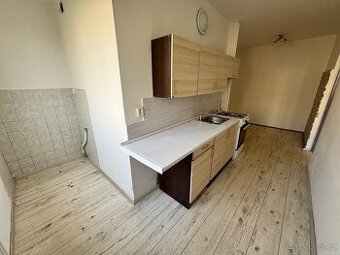 (421) Pronájem, byt 2+1, 49 m,  126, Bukovany