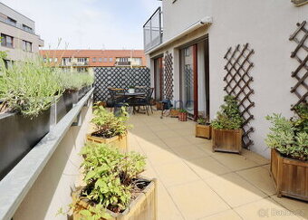 Pronájem bytu 2+kk, 68m2 + terasa 27m2, ul. Jitravská, Praha