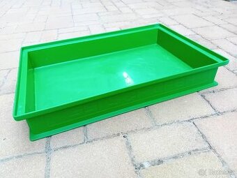 Pevná plastová bedýnka Schaefer