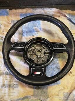 Volant Audi S line multifunkční řazení pod volantem