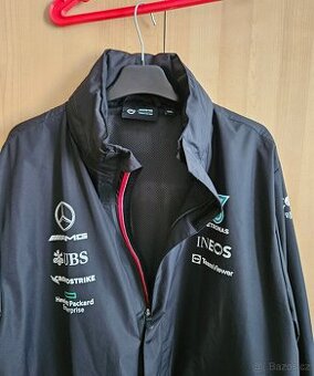 Mercedes petronas xxl bunda - 1