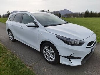 Kia Ceed SW 1.6 r.v. 11/ 2023 najeto19899 km