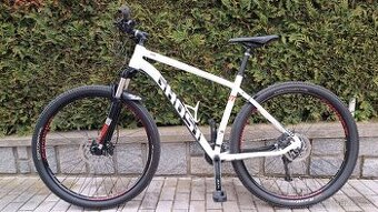 Ghost Kato 7.9 AL star white, kola 29", velikost L