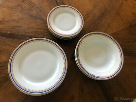 Porcelánový jídelní servis pro 6, Stará role, Czechoslovakia