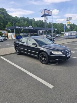 Volkswagen Phaeton 3.0Tdi černá metalíza limu