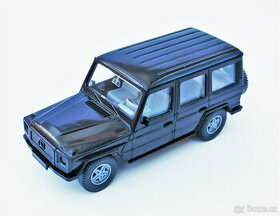 Wiking. Mercedes. Délka 5cm