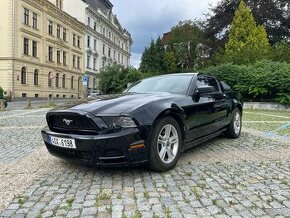 Ford Mustang 3.7 v6 224kw