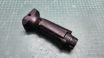 Element ručka na RIS - 1