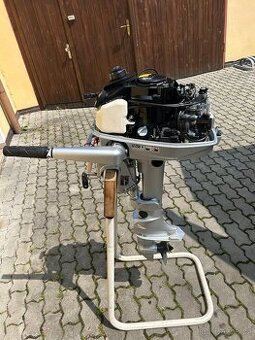 Lodní motor Honda 5HP+dobíjení