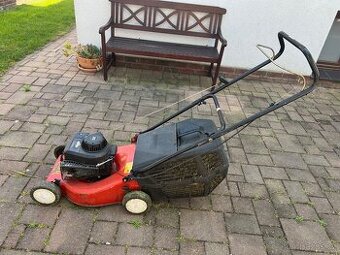 BENZÍNOVÁ SEKAČKA BRIGGS & STRATTON 100% STAV
