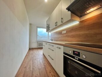 Pronájem bytu 2+1 63 m², Ústí nad Labem - Severní Terasa