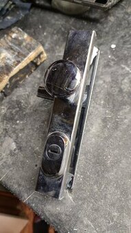 Bezpečnostní kování