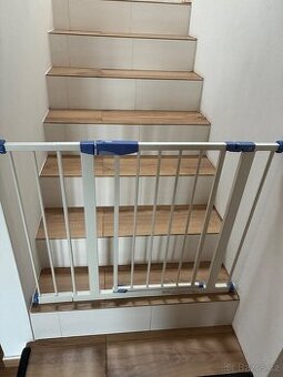 Bezpečnostní zábrana bez vrtání