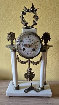 Krbové sloupkové hodiny