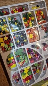 Navlékací dřevěné/plastové korálky, 2 balení