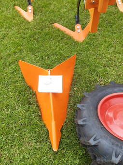 Doplňky k zahrdnímu stroji RURIS