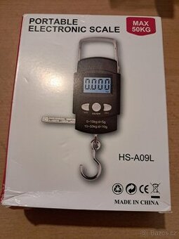 Závěsná váha 50kg s vysouvacím metrem