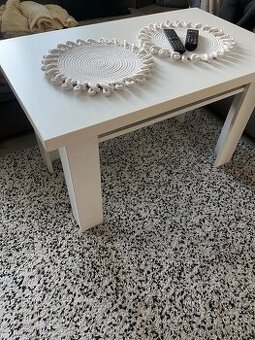 Bytelný Obývací konferenční stůl,moderní ,dobrý stav