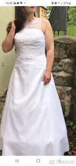 Prodám šaty na věneček vel. 42 - 44