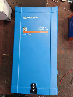 Victron Energy Multiplus 12/800/35-16 - měnič, nabíječka a U
