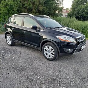Ford Kuga, 120KW,4X4,130T.KM,KRÁSNÁ,1.MAJ